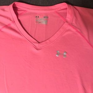 Under Armour T-shirt